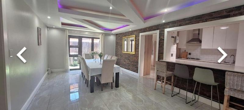 7 Bedroom Property for Sale in De Tijger Western Cape